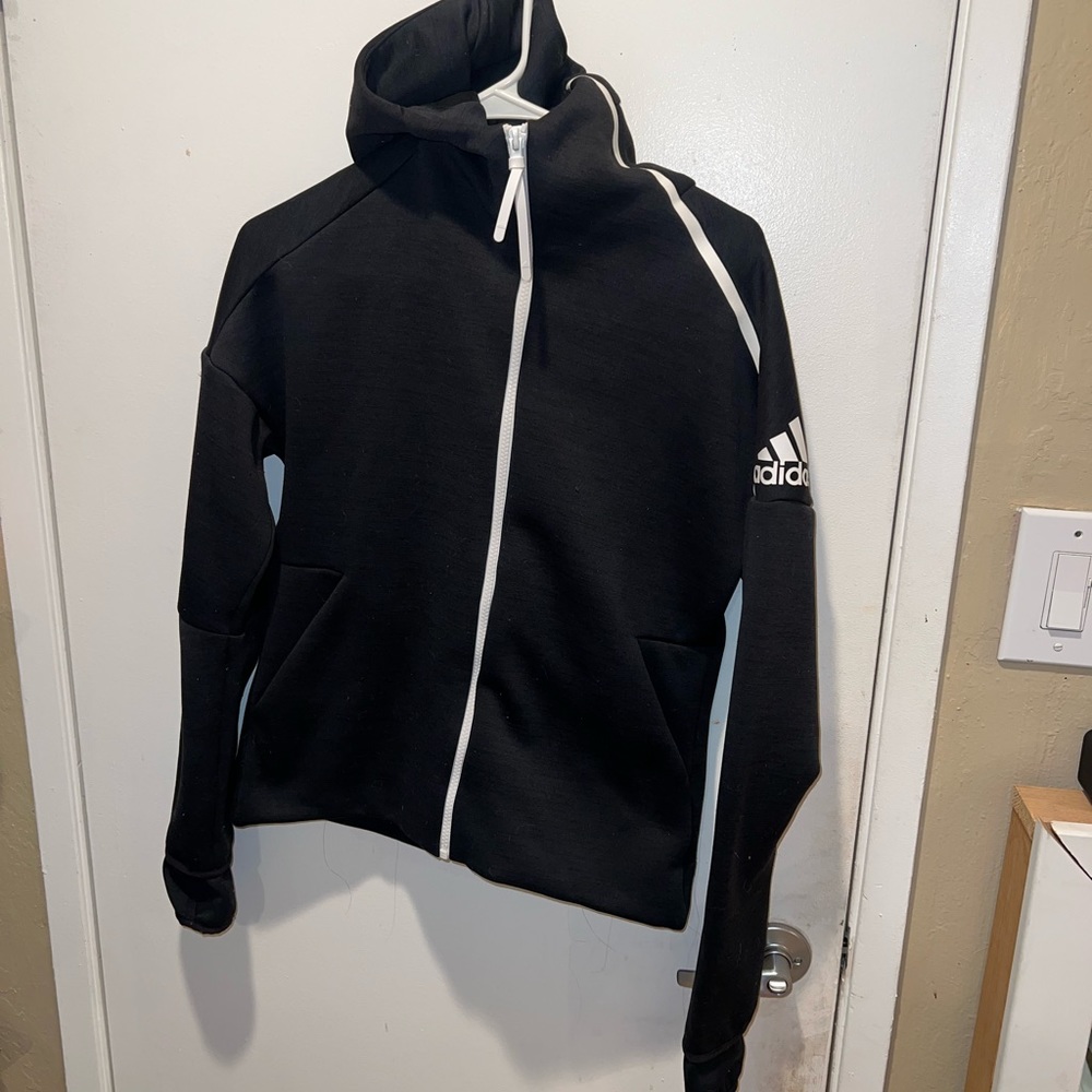 Adidas jacket womens size small (fits closer to a medium)